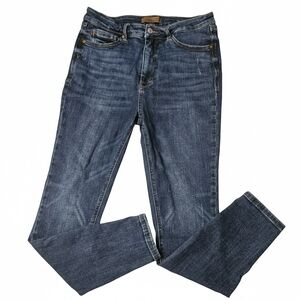 Judy Blue 15/32 Skinny Fit Jeans (Juniors)